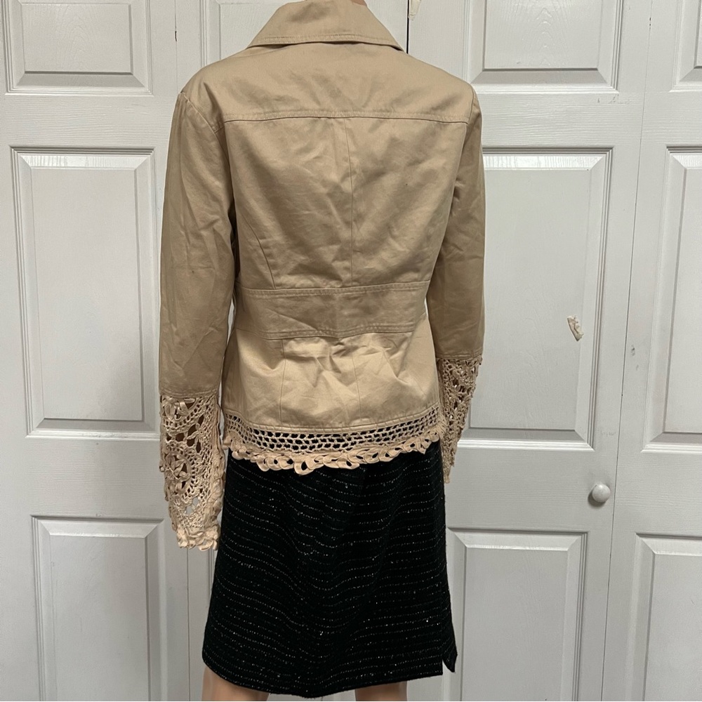 Women's Tan Jacket with Crochet Trim Size M Gold Buttons - Picture 10 of 16